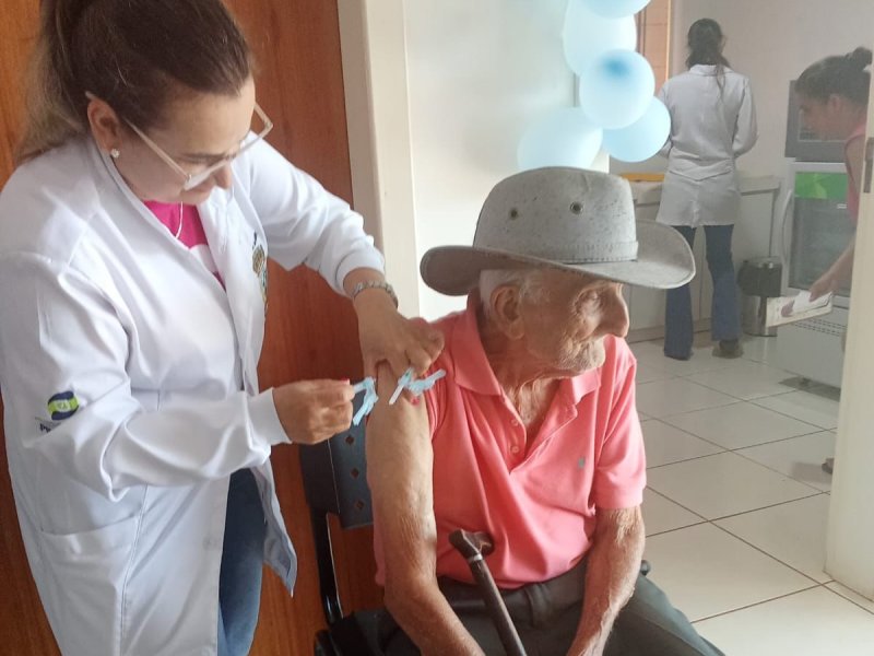 Dia D de vacinação contra a influenza é sucesso em Nova Laranjeiras
